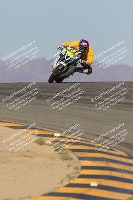 media/Oct-08-2023-CVMA (Sun) [[dbfe88ae3c]]/Race 3 Amateur Supersport Middleweight/